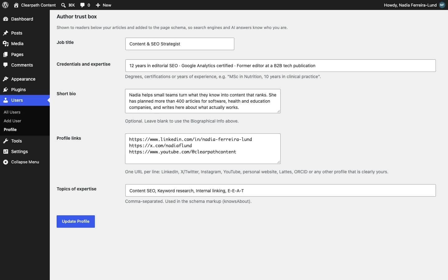 Contentor Author Trust Box (E-E-A-T): Los campos de autor añadidos al perfil del usuario.